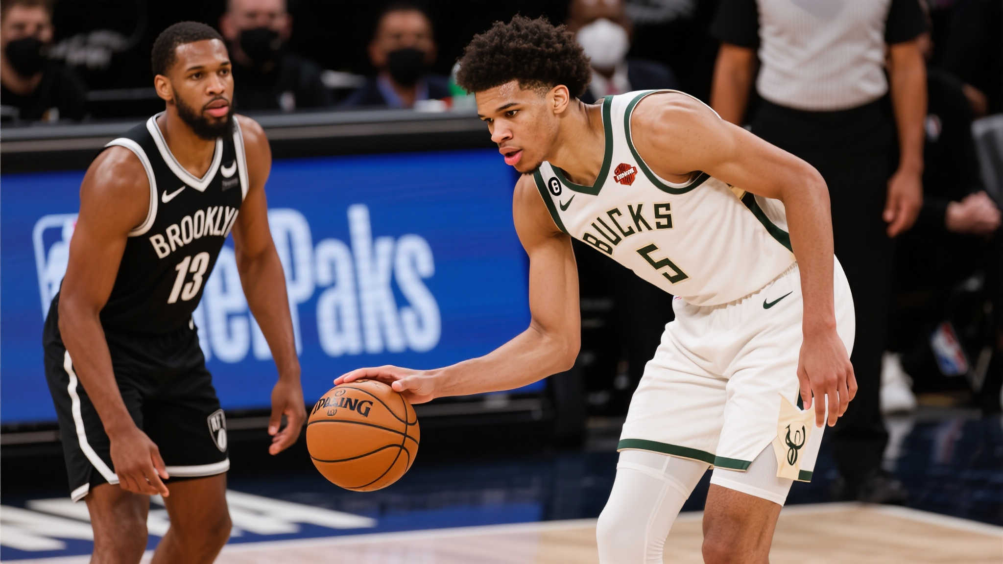 切特近两场低迷仅得13分,总决赛多场得分未上双,表现不如特纳? 切特近两场低迷仅得13分,总决赛多场得分未上双,表现不如特纳?